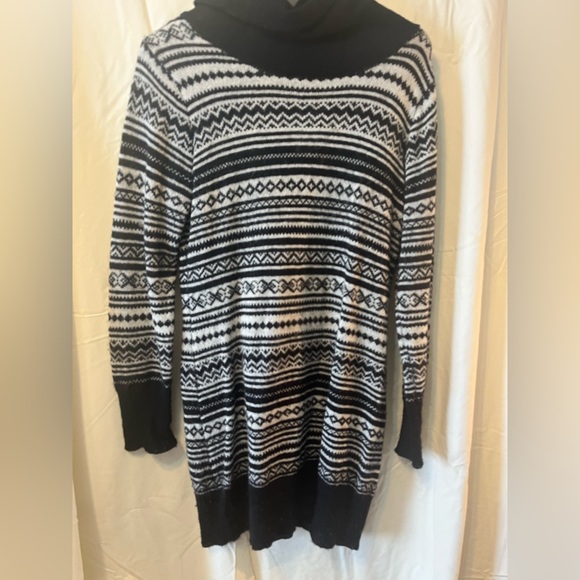 Long Top - Picture 7 of 10